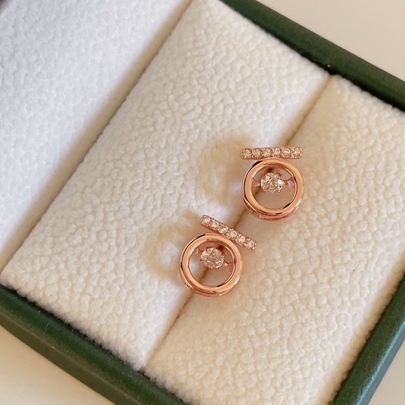 Sterling silver Rose Gold Zircon Geometric Round Studs - Picture 7 of 7